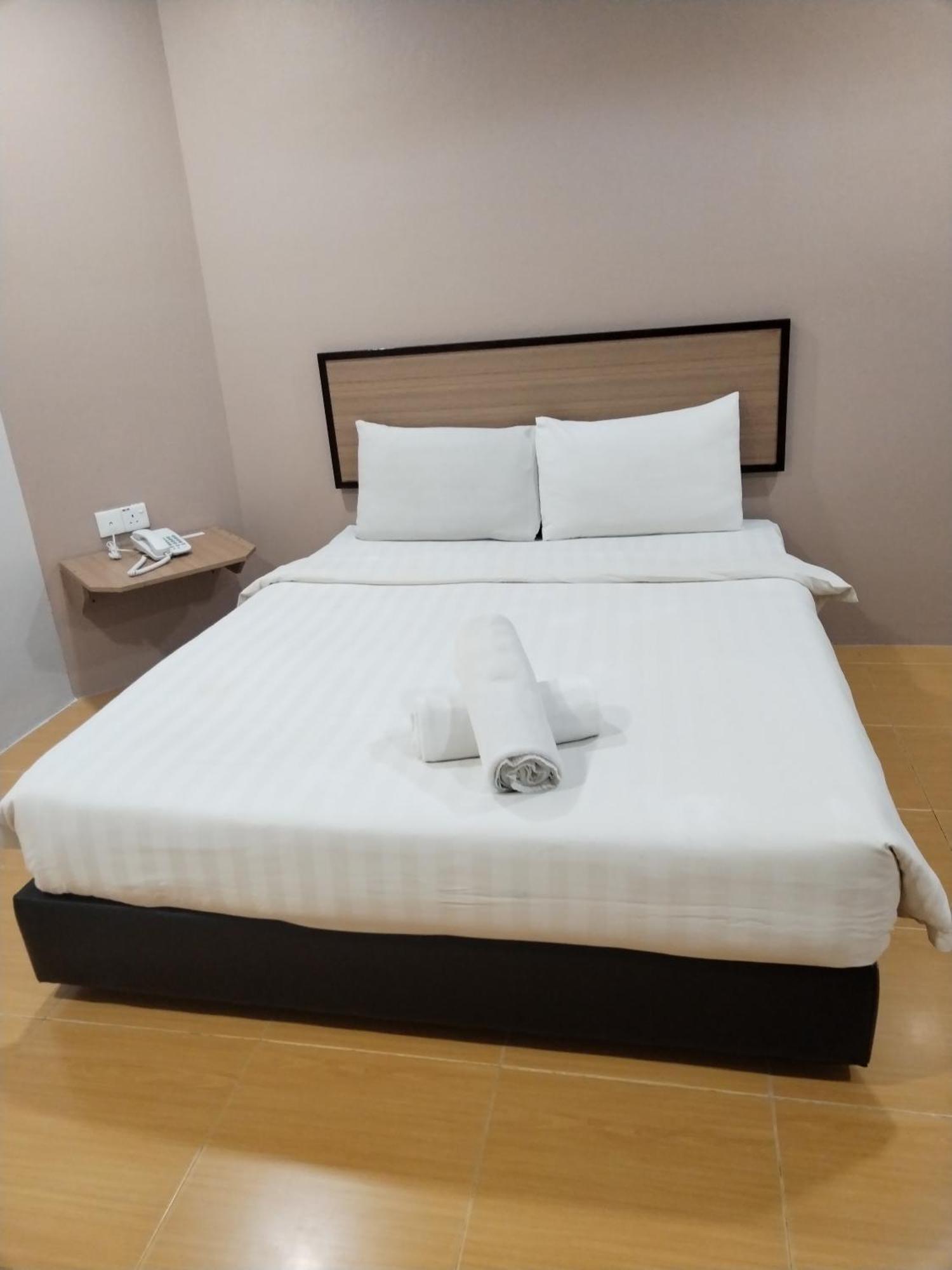 Maple Boutique Hotel Kota Bharu Exteriör bild